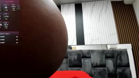 Snapshot of brenda_big_cock chatting on 10-27-25, 07:12 brenda_big_cock online show from 10-27-25, 07:12