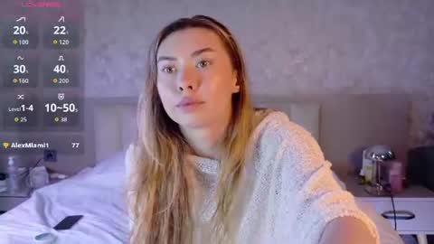 Snapshot of brenda_m00n chatting on 06-18-26, 10:09 Brenda online show from 06-18-26, 10:09