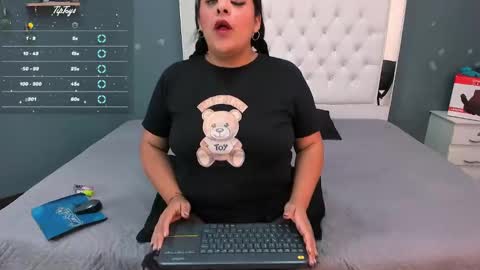 Snapshot of brenda_maz chatting on 11-13-25, 11:20 Brenda online show from 11-13-25, 11:20