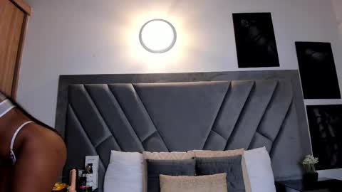 Brenda online show from 11-24-25, 09:25