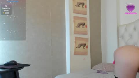 Snapshot of brenda_storm chatting on 01-09-25, 01:29 Brenda online show from 01-09-25, 01:29