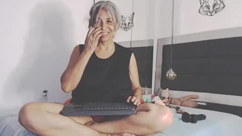 BRENDA VELASQUEZ online show from 09-14-25, 02:27