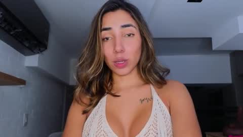 brendaaguerra online show from 01-02-25, 08:17