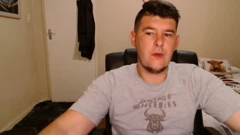 ask me lol online show from 03-31-26, 02:57