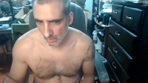 Fer online show from 12-21-24, 03:25