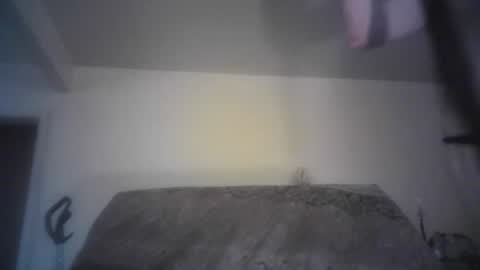 Snapshot of bri20fu chatting on 07-04-26, 05:52 raining down on me online show from 07-04-26, 05:52