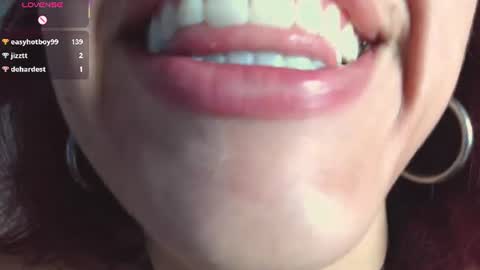 Snapshot of bri_von_dhara_ chatting on 07-14-26, 02:34 Bri online show from 07-14-26, 02:34
