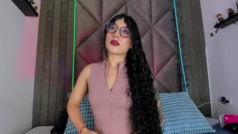 B R I A  online show from 12-18-25, 02:50