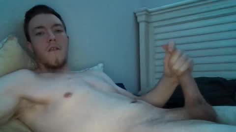 Snapshot of brian3022 chatting on 11-25-25, 01:49 brian3022 online show from 11-25-25, 01:49