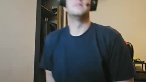 Snapshot of brian7891012 chatting on 01-10-26, 04:53 brian7891012 online show from 01-10-26, 04:53