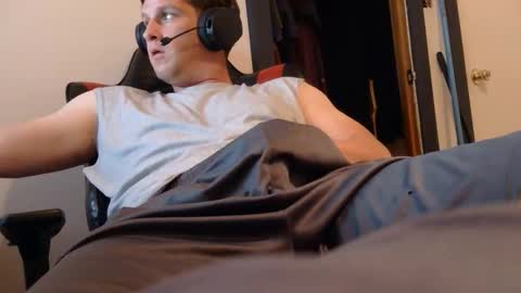 brian7891012 online show from 06-07-26, 03:16