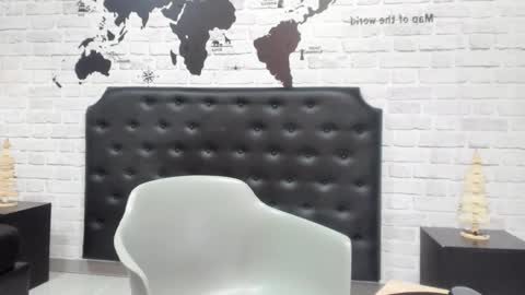 Snapshot of brian_tattoo chatting on 11-27-25, 11:45 Brian online show from 11-27-25, 11:45