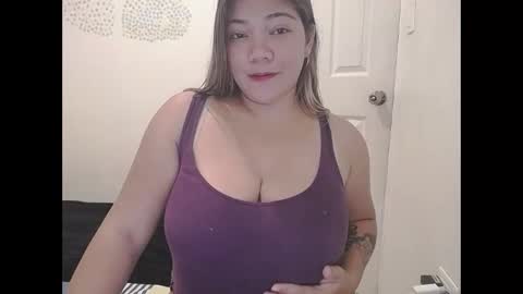 Briana online show from 11-19-25, 01:05