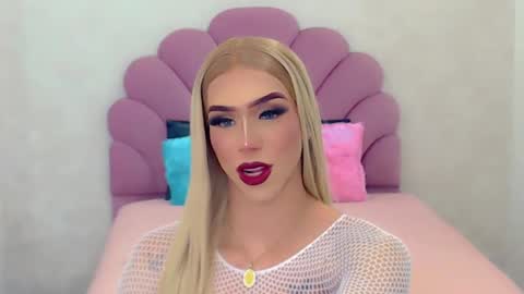 Snapshot of briana_sex32 chatting on 02-06-25, 02:44 BRIANA online show from 02-06-25, 02:44