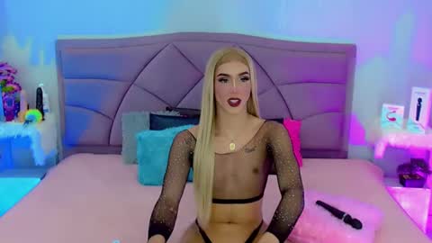 Snapshot of briana_sex32 chatting on 02-22-25, 08:07 BRIANA online show from 02-22-25, 08:07
