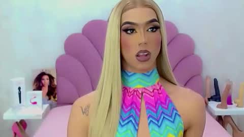 BRIANA online show from 02-15-26, 07:51