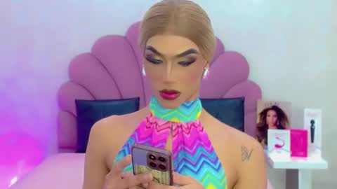 BRIANA online show from 04-21-26, 04:01