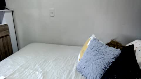 Snapshot of brianabarnes chatting on 05-28-26, 11:18 brianabarnes online show from 05-28-26, 11:18