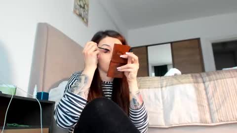 brianadiamondxxx online show from 02-28-25, 09:25