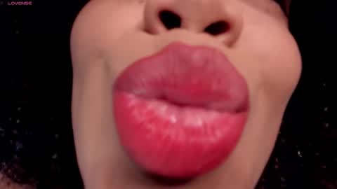 Snapshot of brianarichardson_ chatting on 10-31-25, 01:56 Briana online show from 10-31-25, 01:56