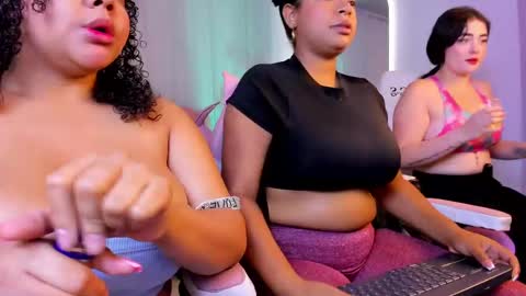 Snapshot of brianna_bigboobs chatting on 03-01-25, 11:06 online show from 03-01-25, 11:06