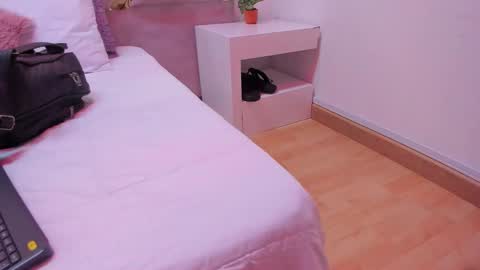 Brianna  online show from 11-09-25, 12:14