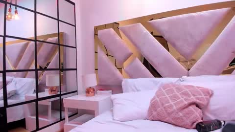 Brianna  online show from 12-05-25, 12:25