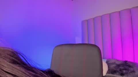 Snapshot of briannajackson_ chatting on 02-11-25, 04:35 brianna online show from 02-11-25, 04:35