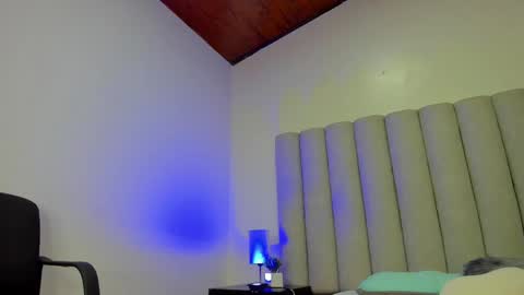 Snapshot of briannajackson_ chatting on 02-12-25, 11:07 brianna online show from 02-12-25, 11:07
