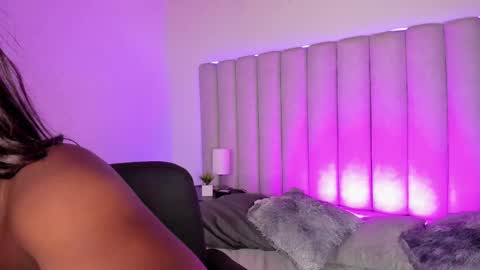 Snapshot of briannajackson_ chatting on 02-21-25, 02:38 brianna online show from 02-21-25, 02:38