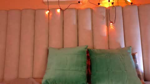 Snapshot of briannajackson_ chatting on 09-15-25, 11:43 brianna online show from 09-15-25, 11:43