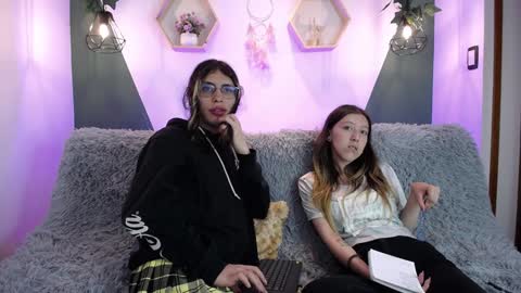 briarandblair online show from 12-17-24, 02:00