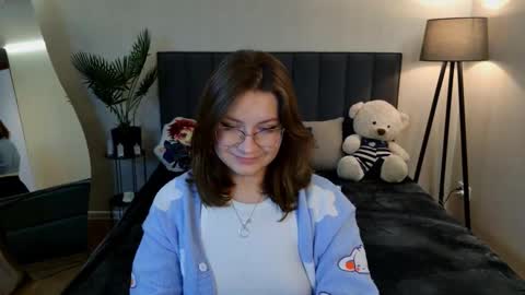 briarwynn online show from 11-21-25, 10:52