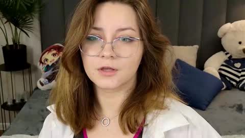 Snapshot of briarwynn chatting on 02-03-26, 06:40 briarwynn online show from 02-03-26, 06:40