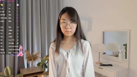 Hanna online show from 09-12-25, 03:34