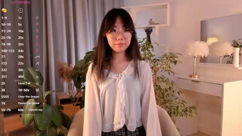 Hanna online show from 10-09-25, 01:36