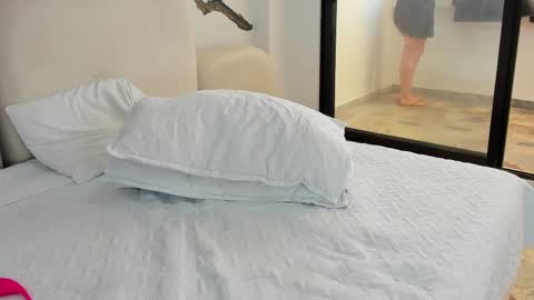    online show from 03-05-25, 03:40