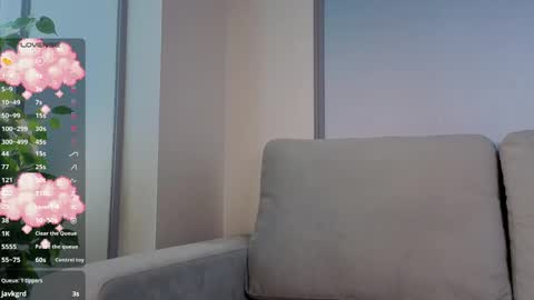 Megan online show from 06-06-26, 11:04