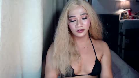 Snapshot of bridgettlovesyou chatting on 02-20-25, 07:01 BRIDGETT online show from 02-20-25, 07:01