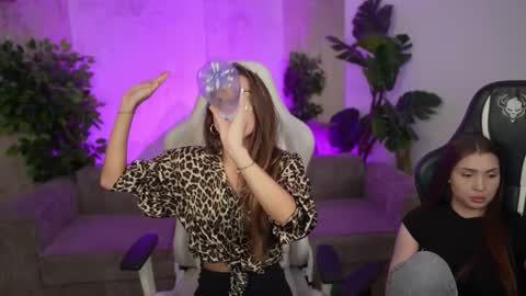 Diamonds Girls online show from 09-17-25, 12:07