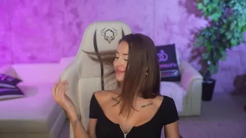 Diamonds Girls online show from 10-04-25, 08:12