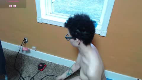 Strawberry online show from 01-17-25, 01:46