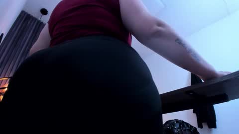 BRIGITTE online show from 11-19-25, 04:18