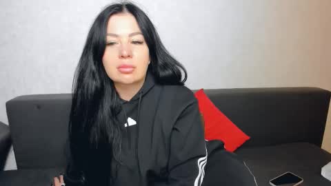 brilliantegirl_ online show from 10-12-25, 07:51