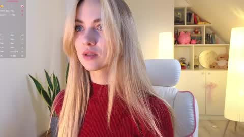 Snapshot of brilliantvictoria chatting on 01-16-25, 10:32 Vi. online show from 01-16-25, 10:32