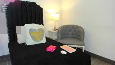 Snapshot of briny_saez chatting on 06-15-26, 06:32 briny saez online show from 06-15-26, 06:32
