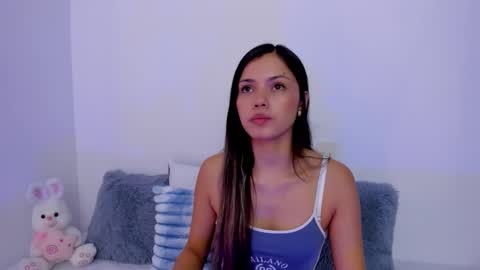 Snapshot of brisa_blue chatting on 11-25-25, 05:02 Brisa online show from 11-25-25, 05:02