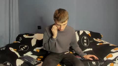 bristlebback online show from 10-16-25, 06:20