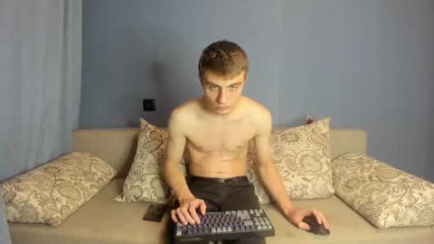 bristlebback online show from 10-22-25, 03:45