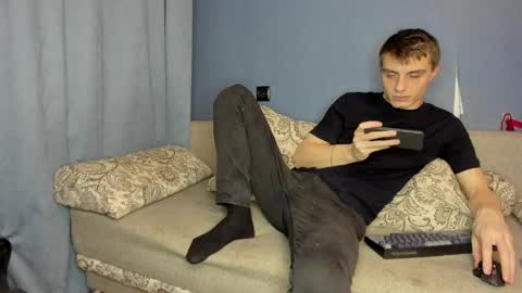 bristlebback online show from 04-19-26, 04:39